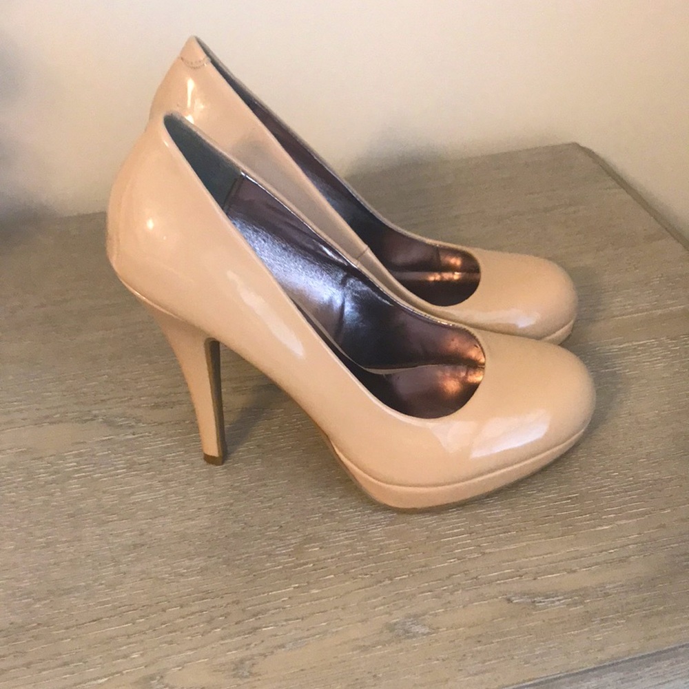Madden Girl Nude Pumps